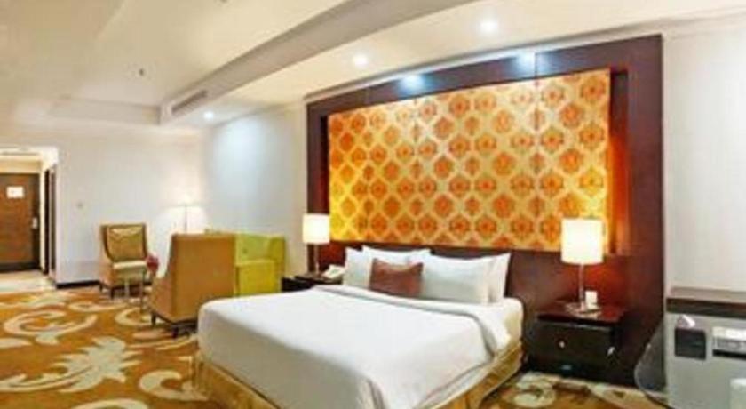 Grand Basko Hotel Padang  Exterior foto